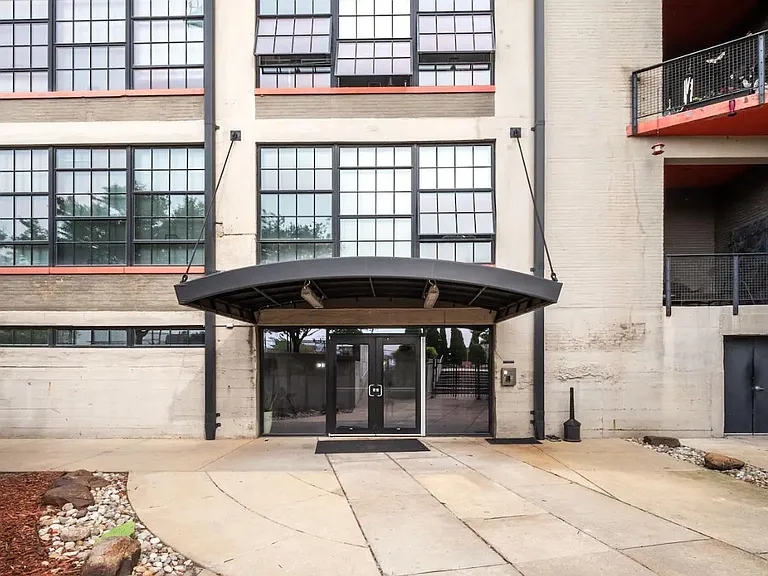 Adler Annex — Photo 36