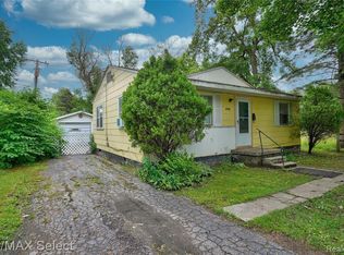 1730 Dorothy Dr, Flint, MI 48506