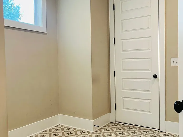 16 Anchor Ct — Photo 30