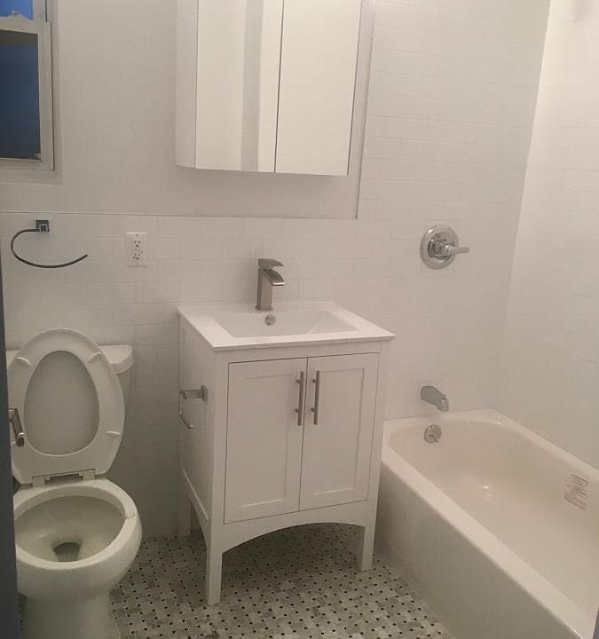 2nd image of 1433 Zerega Ave #1