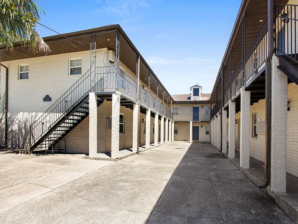 803 Felicity St #10