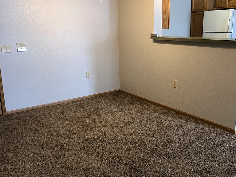Fond du Lac- Primrose Apartments — Photo 8
