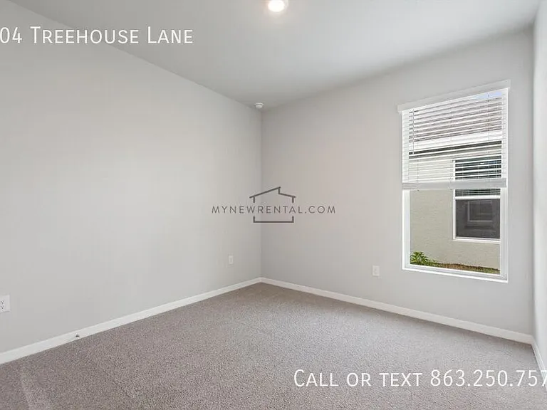 704 Treehouse Ln — Photo 19