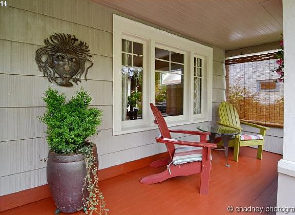 2nd image of 315 W 24th St