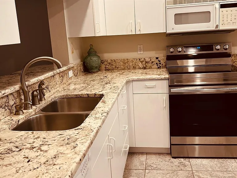 9630 Club South Cir #6201 — Photo 3