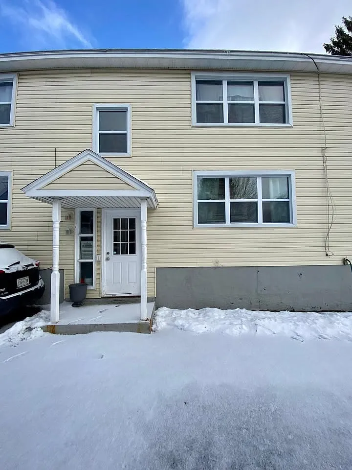 2 bed, 800 sqft, $1,095 — Photo 3
