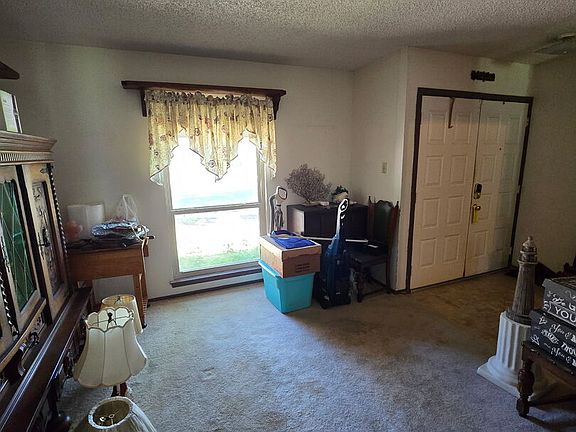 3rd image of 4626 WETZ DR