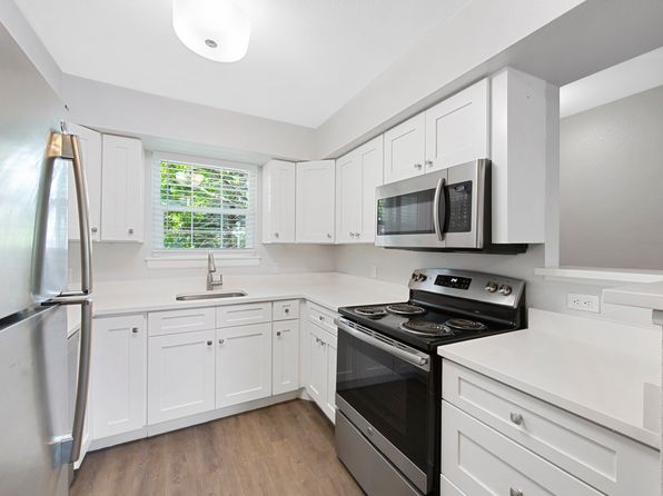 2680 E Otero Pl UNIT 4