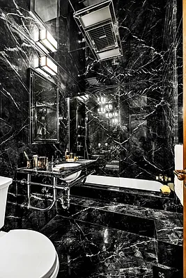 Sold by Sotheby's International Realty | media 18