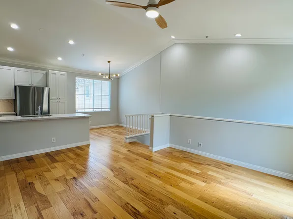 802 Marinella Aisle #132, Irvine, CA 92606