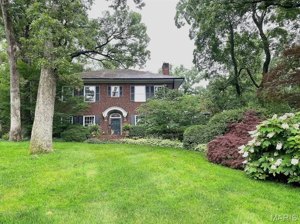 418 W Jackson Rd, Saint Louis, MO 63119