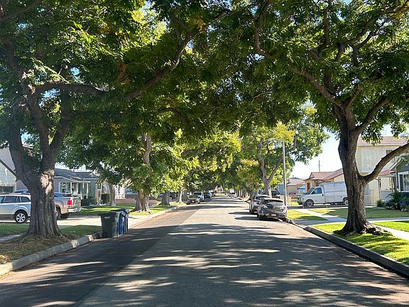 Bixler ave facing South