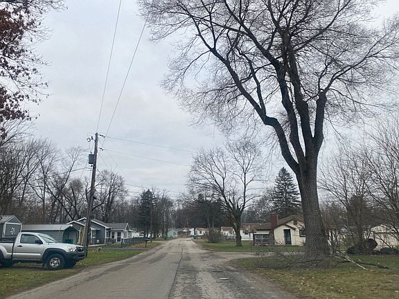4th image of 68146 Lawndale St