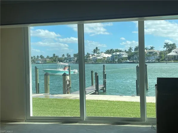 2500 Gulf Shore BLVD N #S10, NAPLES, FL 34103