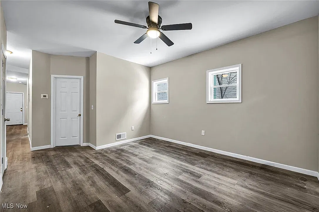2 bed, $1,000 — Photo 3