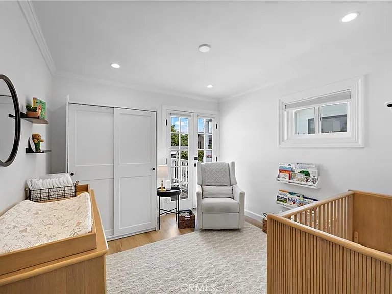 226 La Jolla Dr — Photo 21