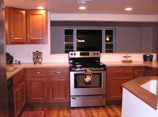 3606 Raymond St, Reading, PA 19605