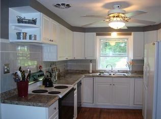 108 Frontier Rd, Warwick, RI 02889