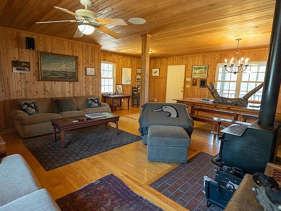 23rd image of this home