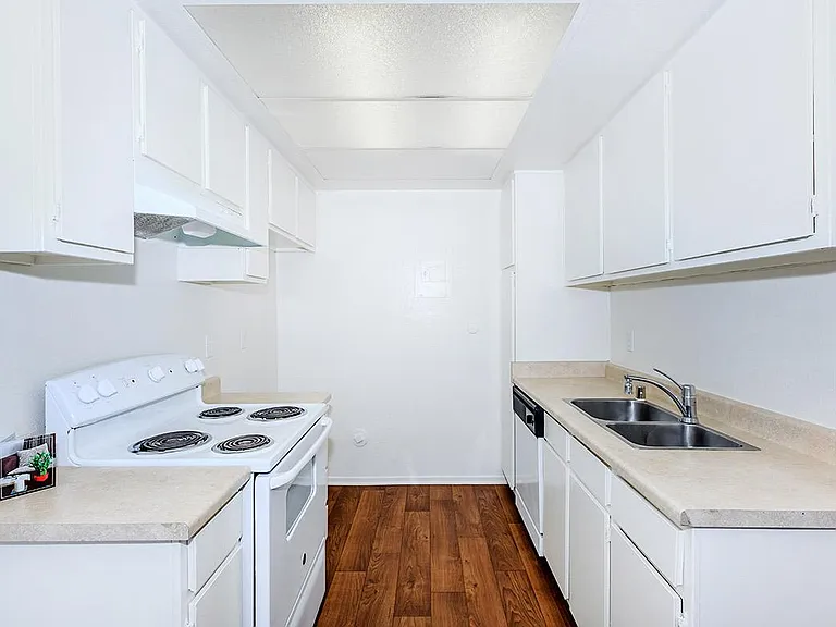 Five Coves Apartment Homes — Photo 51