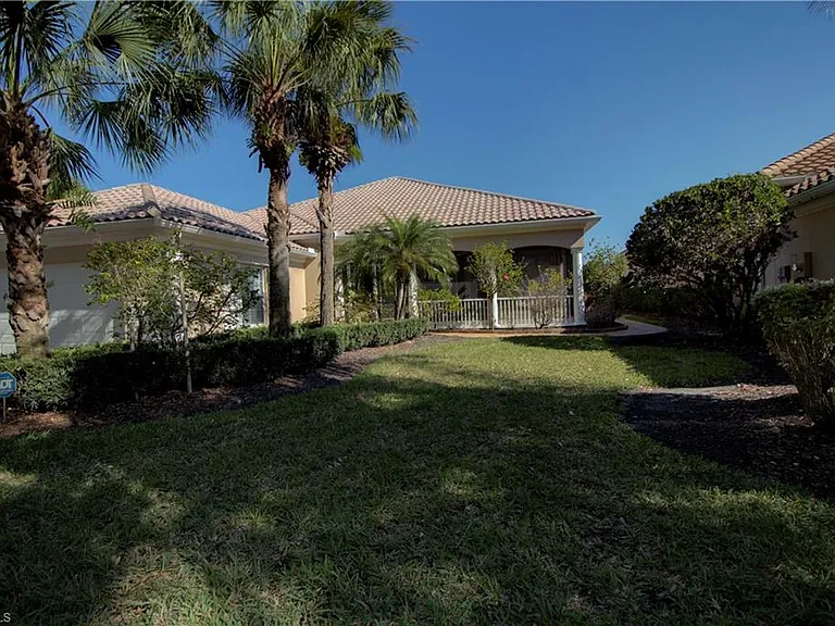 7681 Sicilia Ct — Photo 2