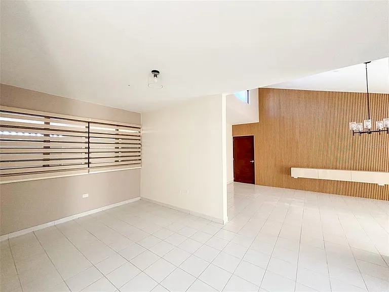 701 Calle Azorin — Photo 12