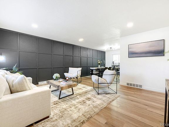 3rd image of 3325 W Arlington Avenue