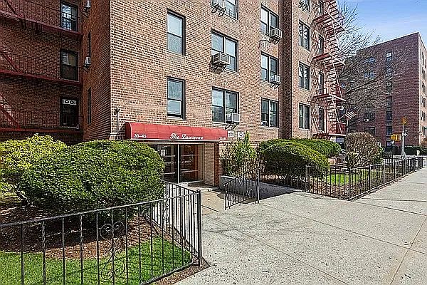 1st image of 33-45 94th St APT 6H