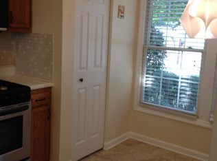 204 Cranbrooke Dr #205, Coraopolis, PA 15108