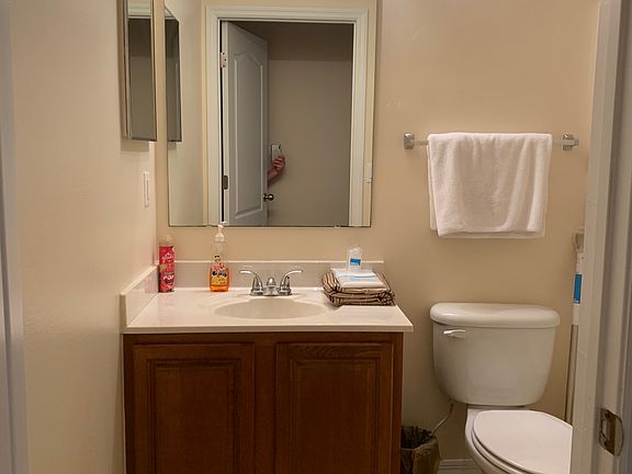 Front bathroom (shared with one other roommate when both rooms are filled)