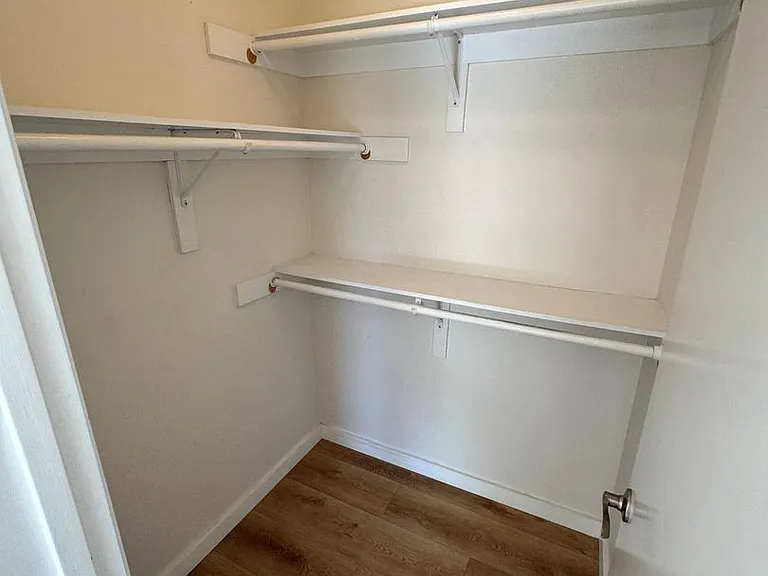 390 E Surfside Dr — Photo 17