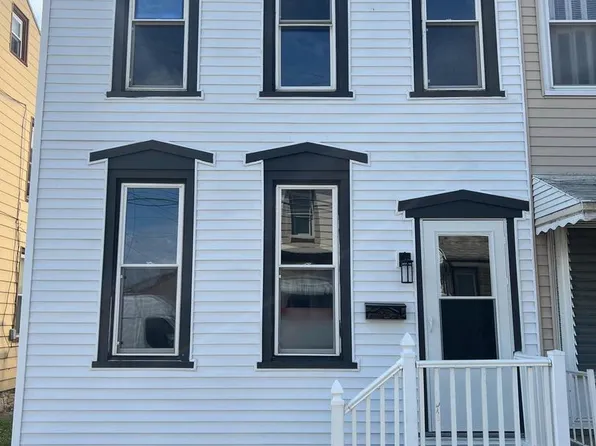 218 Guilford St, Lebanon, PA 17046