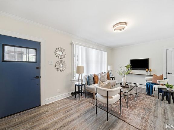 3rd image of 5006 Queens Ave #2