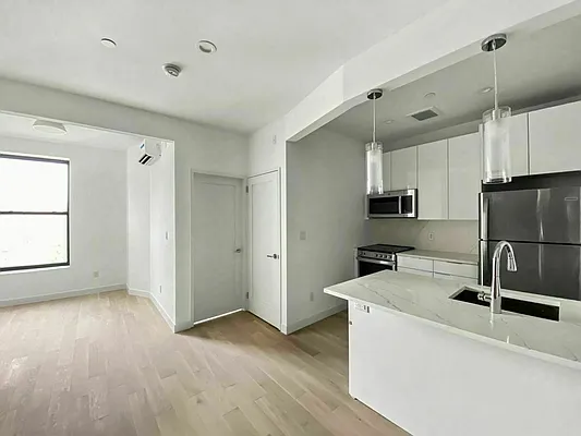 Rented by Skyward | media 12