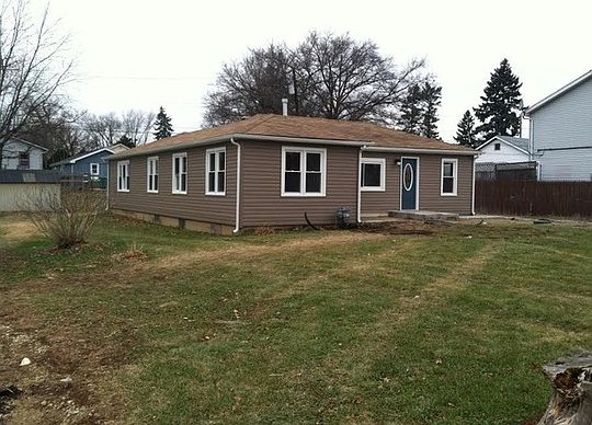 1st image of 1335 Hinman St