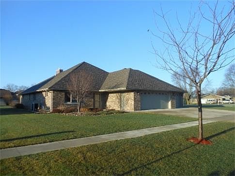 1st image of 415 Woodlane Dr
