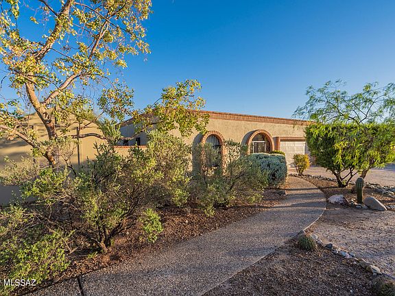 4th image of 10762 E Avenida Hacienda