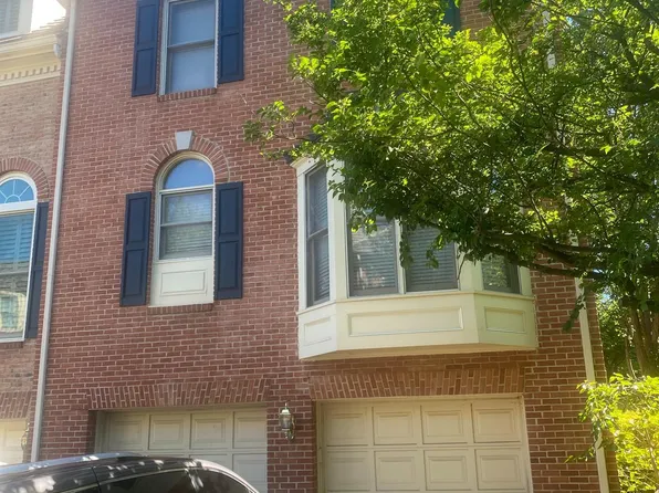 6630 Hampton View Pl, Mc Lean, VA 22101