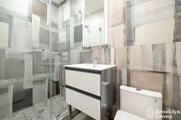 Rented by Brooklyn Group | media 20