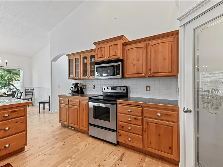 2544 W Teano Dr — Photo 17