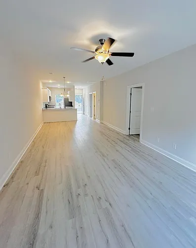 1216 University Ln Photo 1