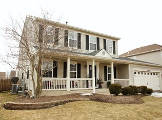 2769 Lansdale St, Aurora, IL 60503