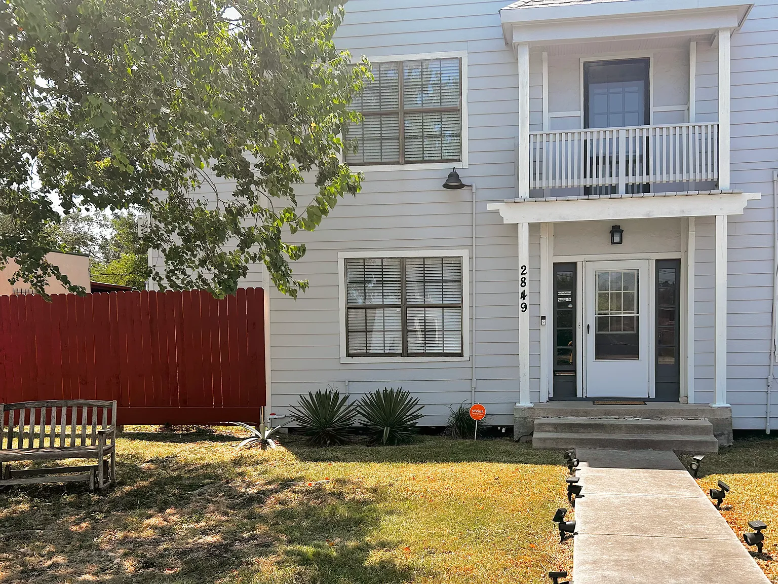 1 bed, 800 sqft, $1,895 — Photo 1
