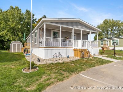 7025 Shamley Ave, Belmont, MI, 49306