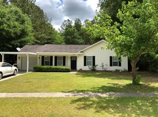 208 Willowbrook Ln, Springfield, GA 31329