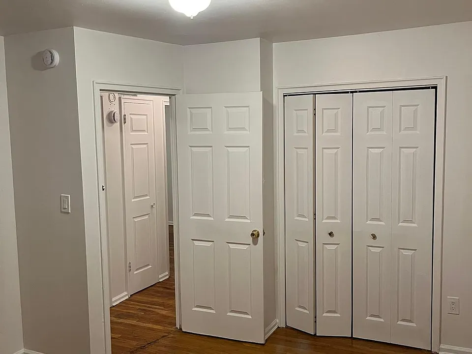 6935 De Costa Ave #2