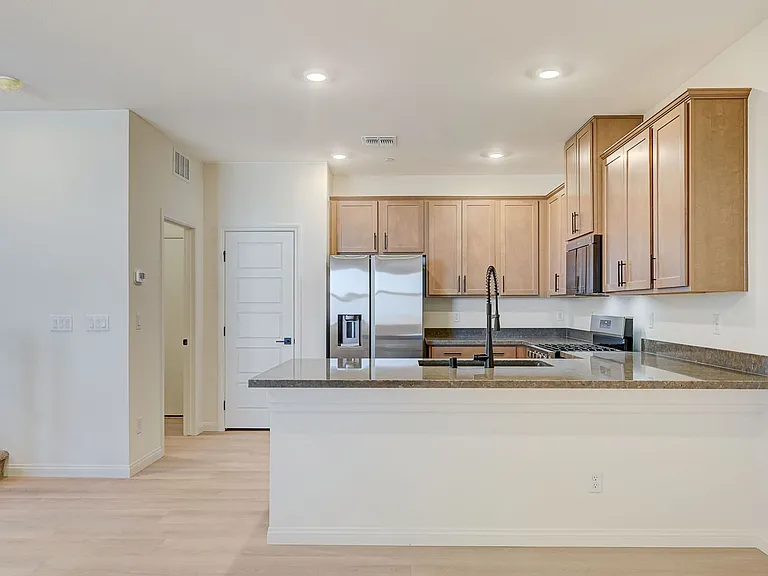 7681 N Jones Blvd — Photo 9