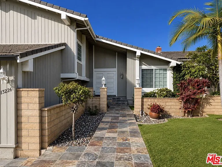 13226 La Quinta St — Photo 2