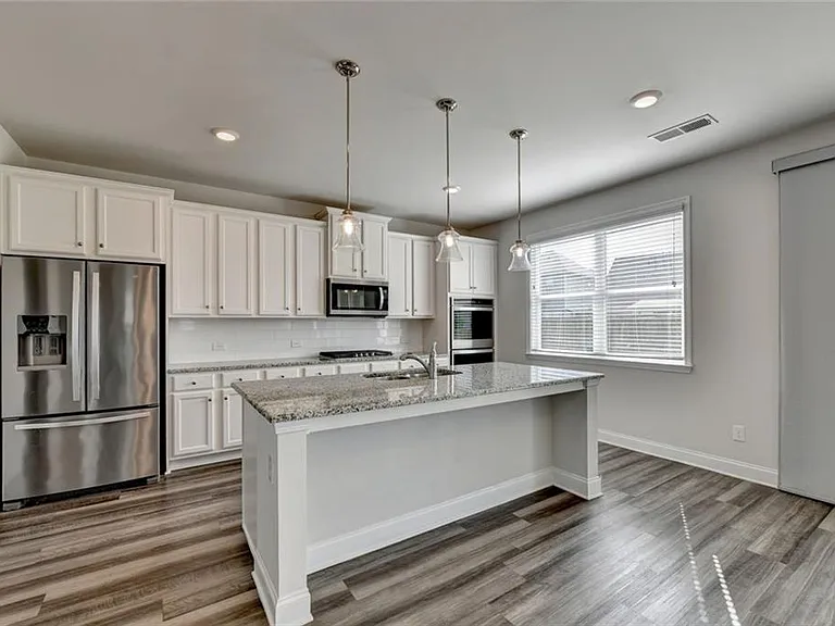 3335 Fall Branch Ln — Photo 12