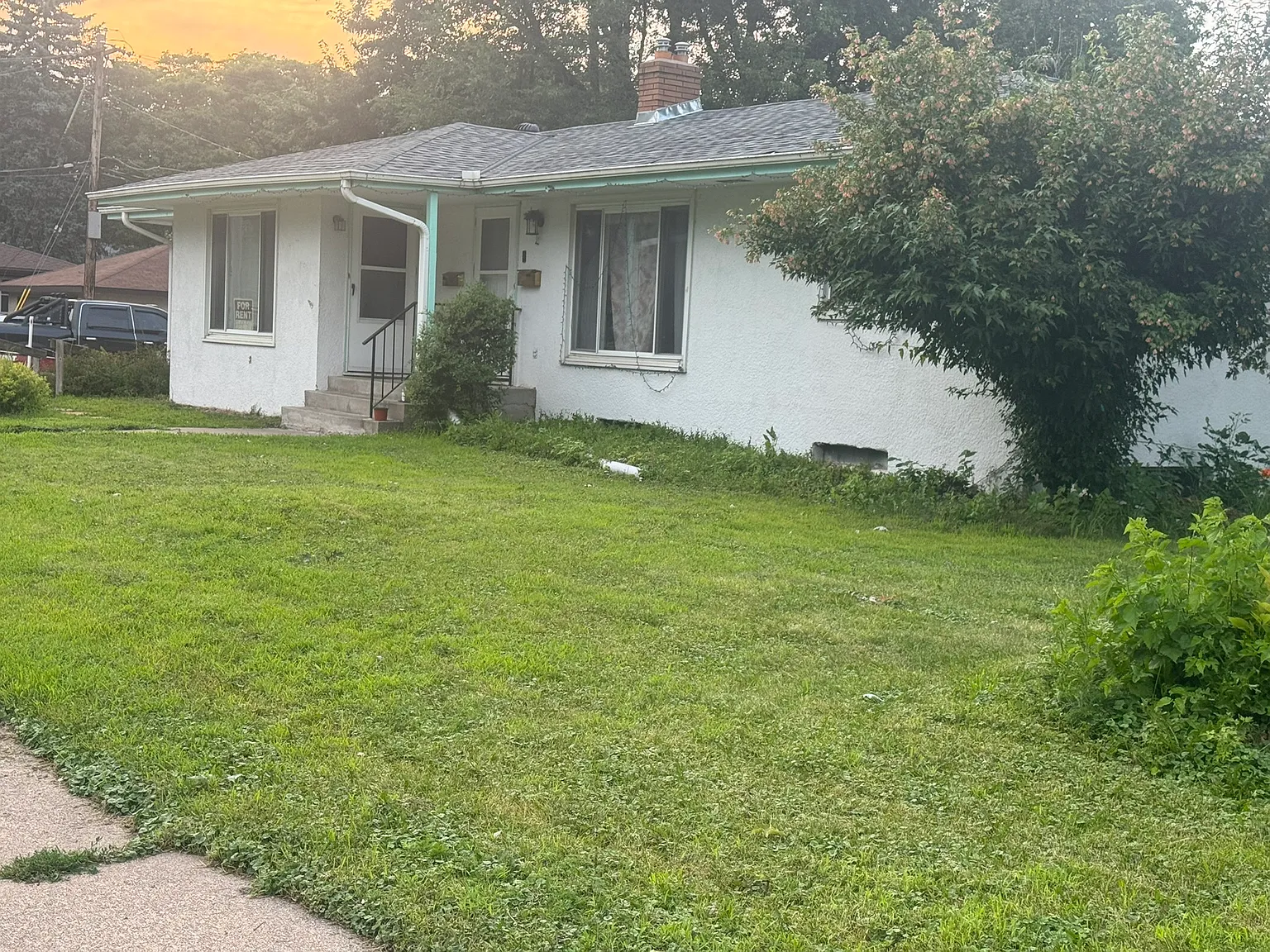 2 bed, 1400 sqft, $1,700 — Photo 1